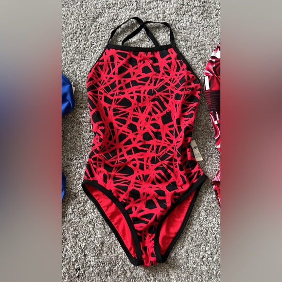 Swim suits size 26, 28 and 30 Speedo, Sporti and Dolfin - Picture 4 of 7